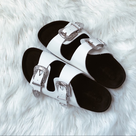 Paige | Sandals - Picture 4 of 8